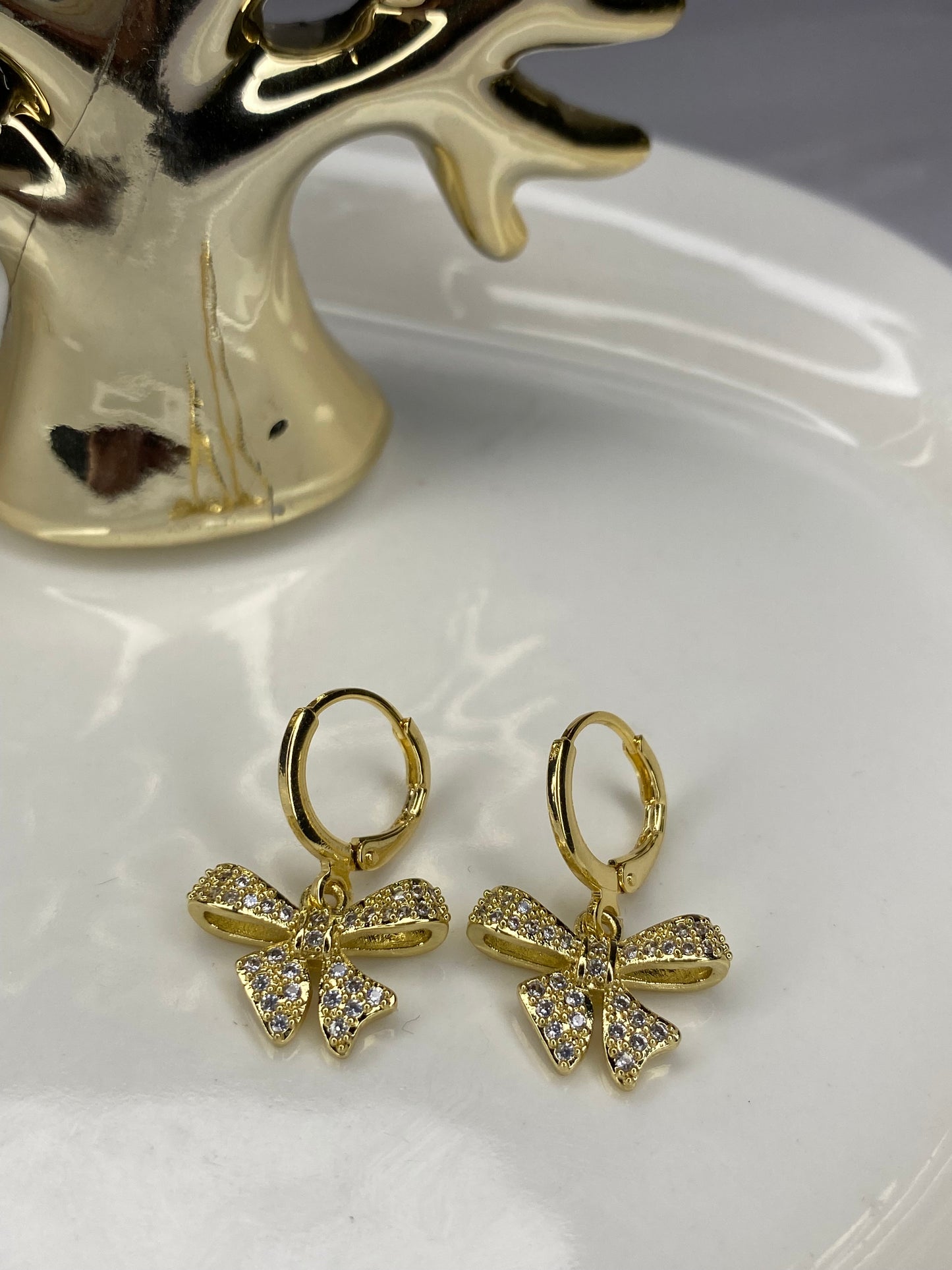 Aros Argolla baño oro 24kl y moño microcircones