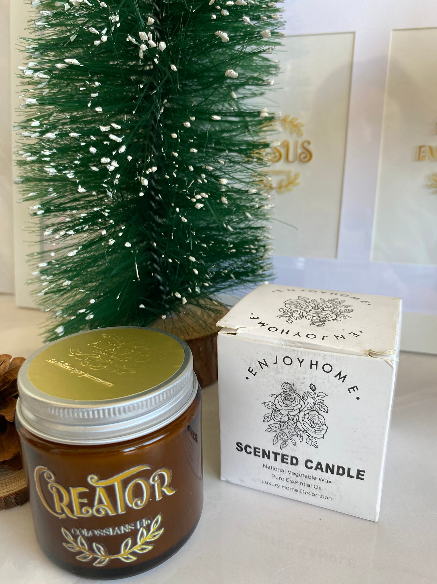 Vela Savior con tapa de metálica aroma verbena