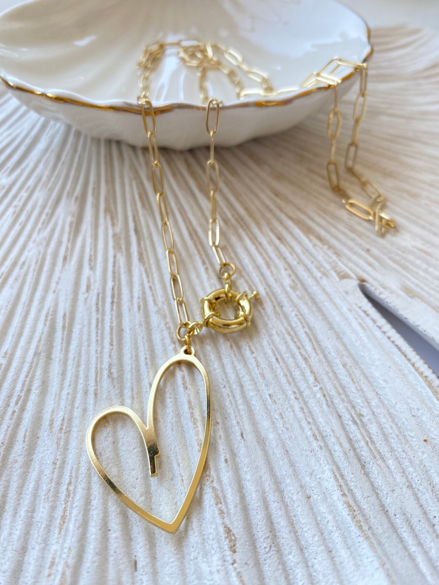 Collar Amada Corazón Con Gancho Y Cadena baño de oro 18kl