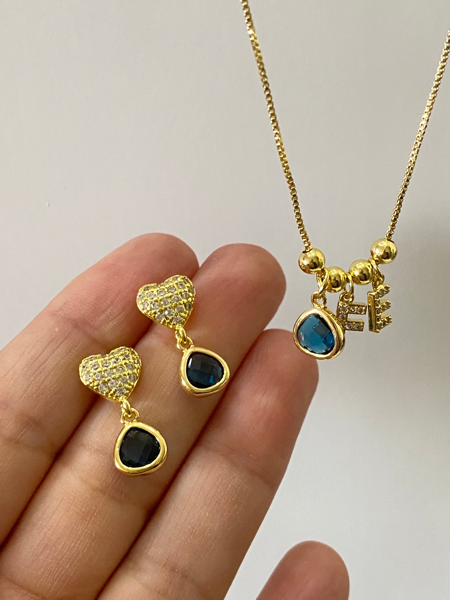 Aros amada microcircones y gema azul