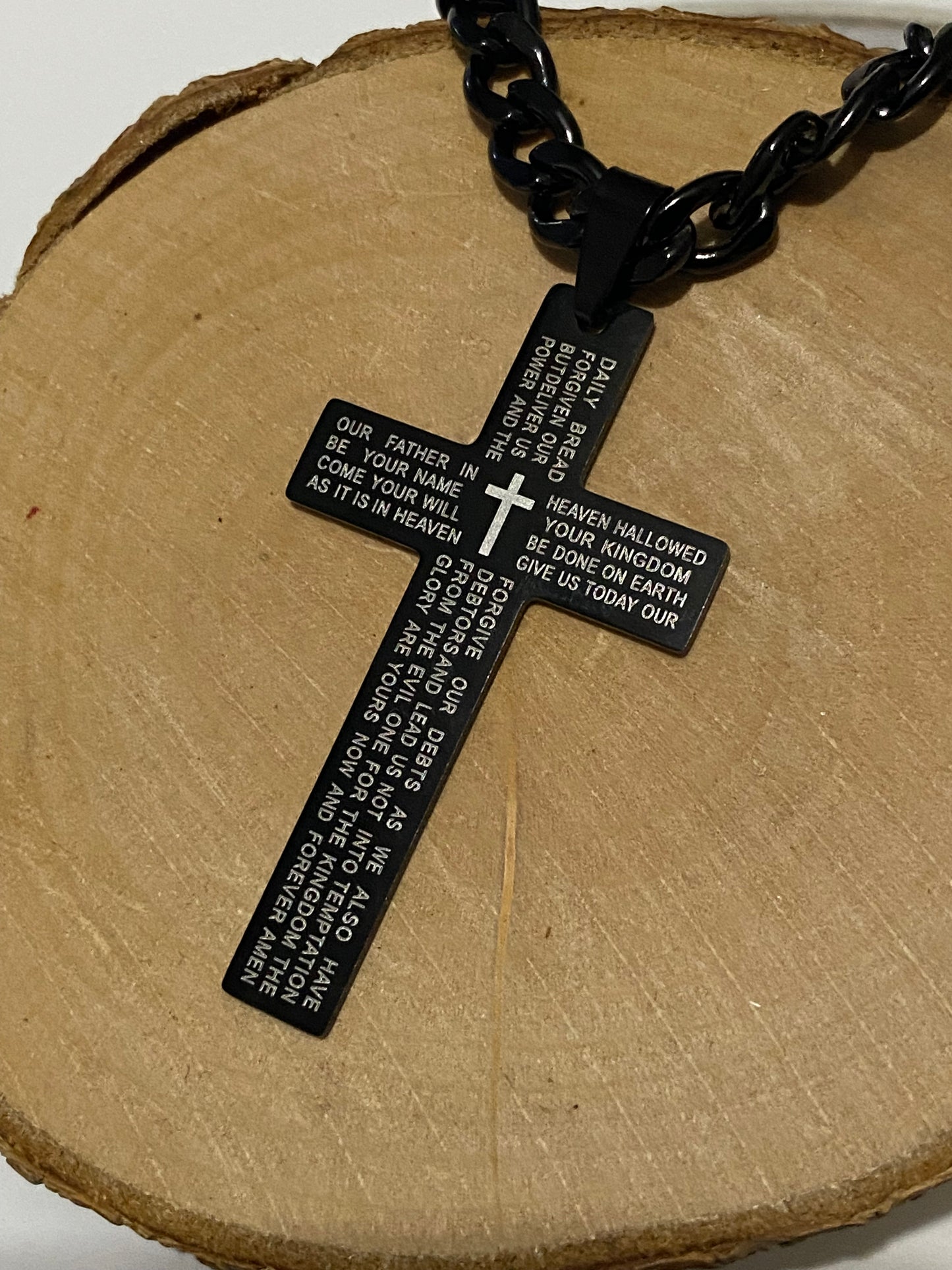 Collar de Acero cadena eslabones Negro con Cruz Grabada – 60 cms