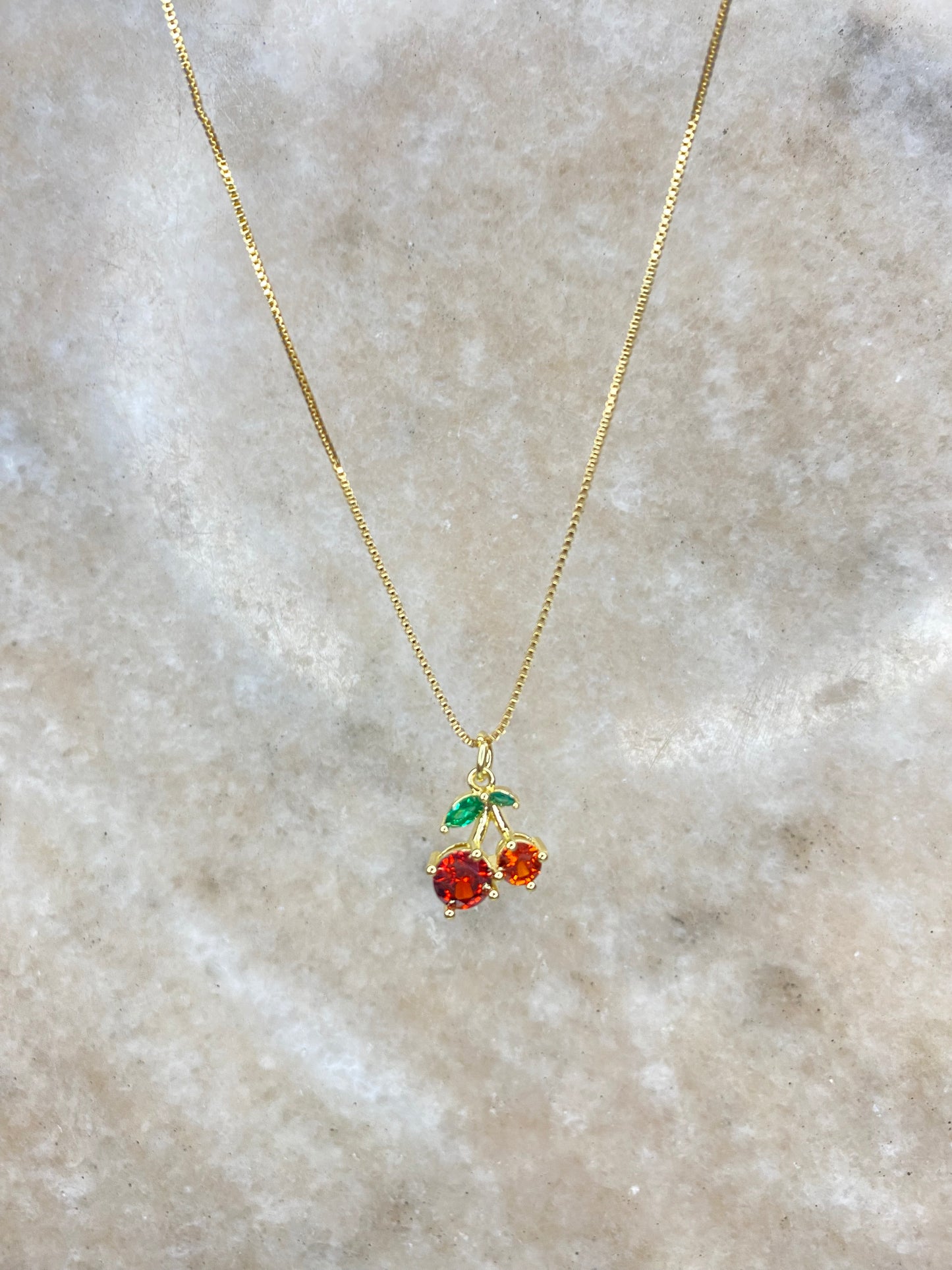 Collar Cereza Circones Rojos