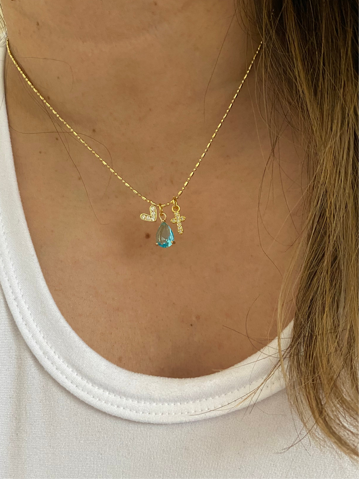 Collar lo que permanece turquesa