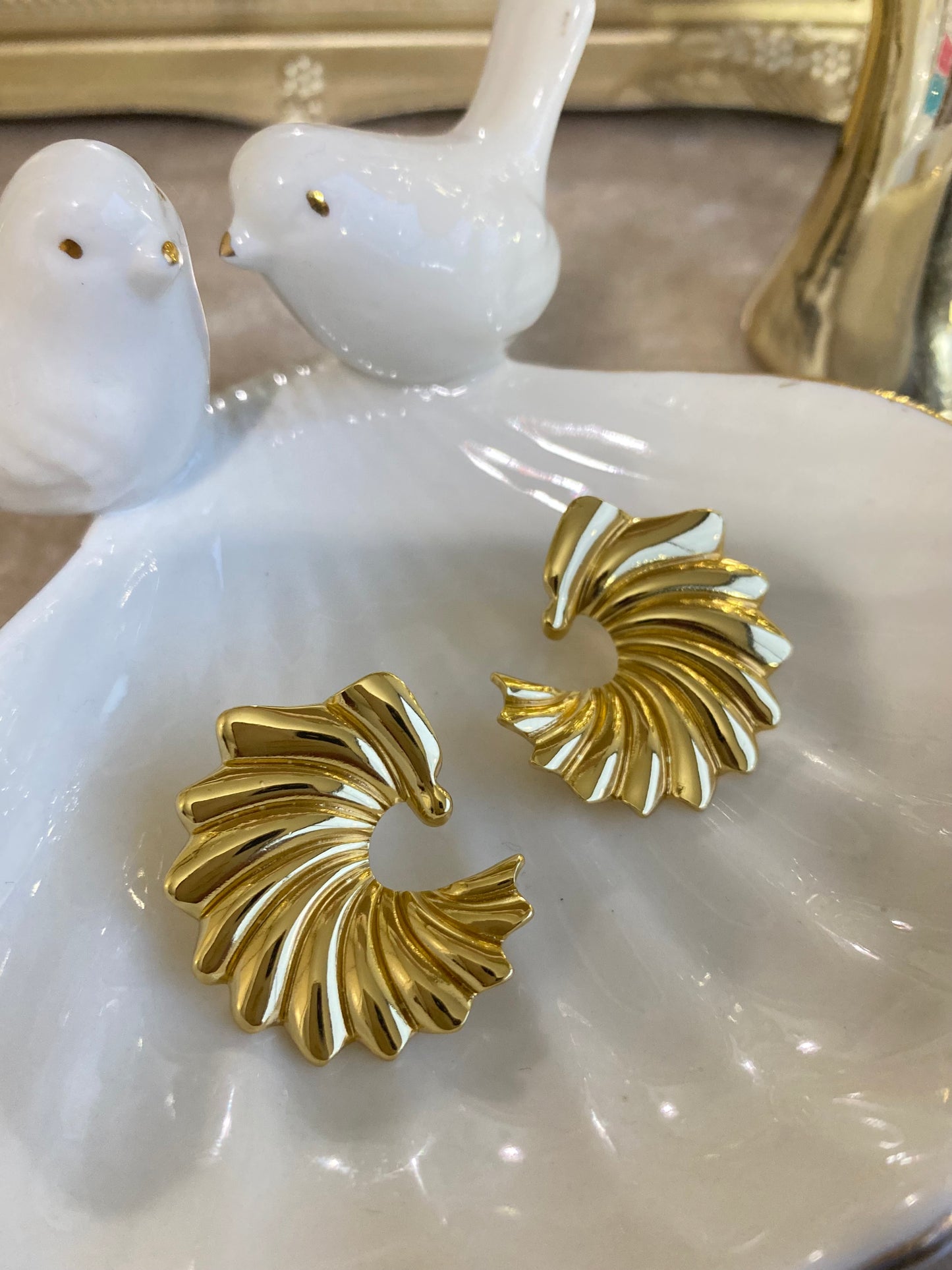 Aros Rugir acero dorado