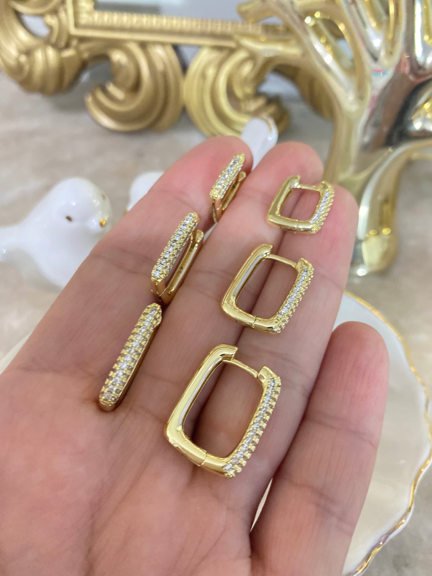 Argolla rectangular microcircones 12 mm baño de oro 18kl