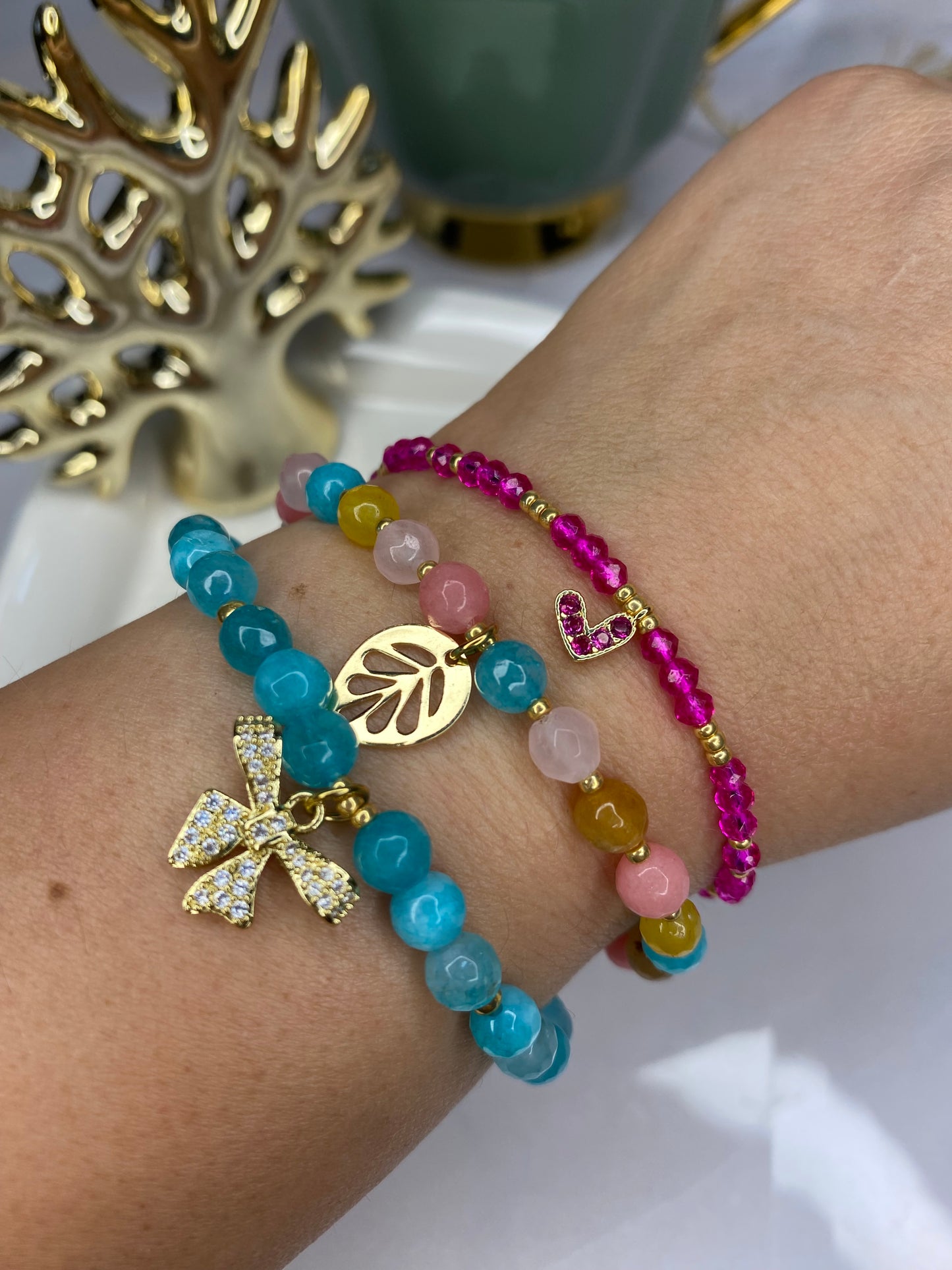 Pulsera amor y cristal fucsia ajustable