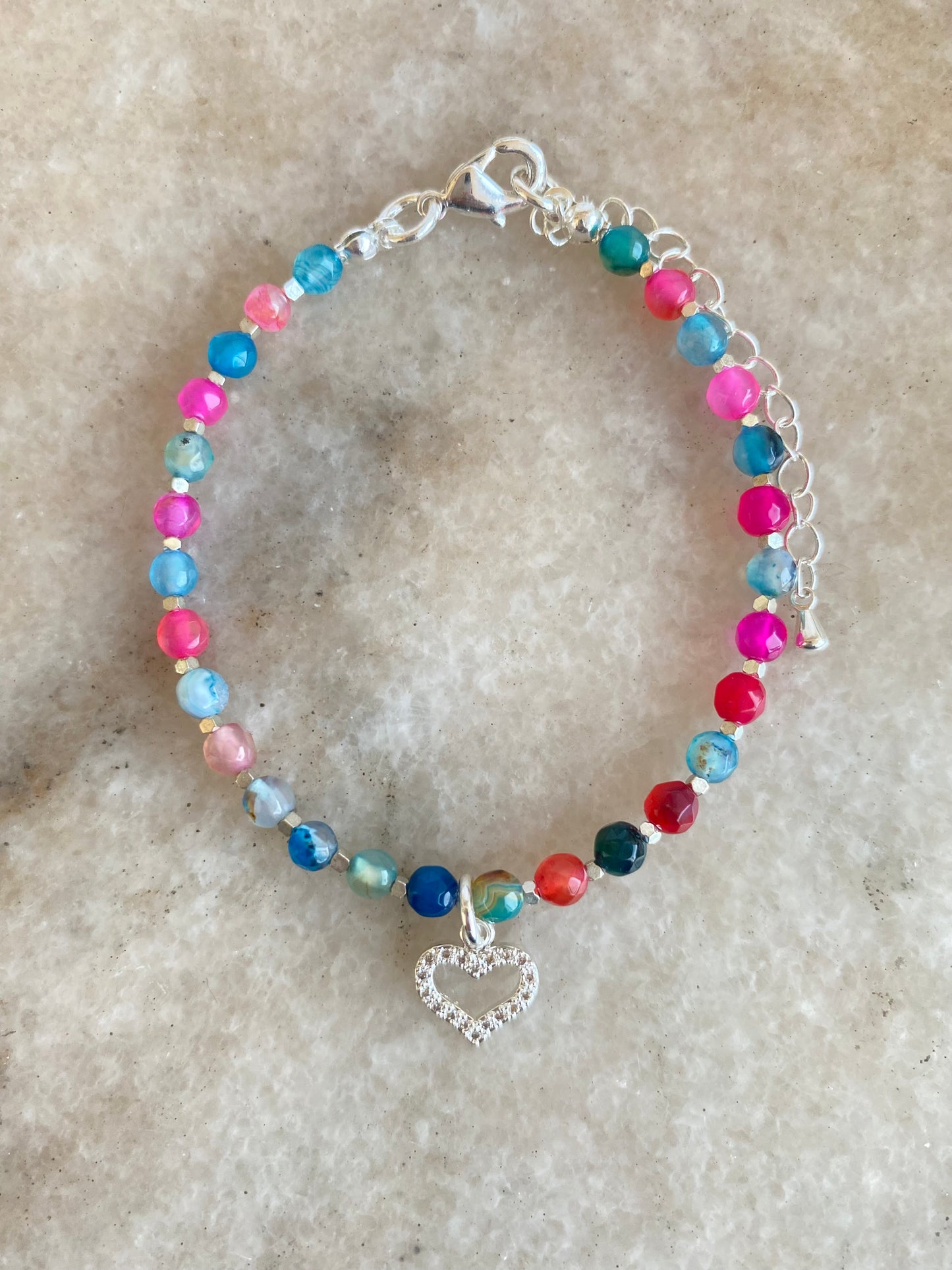 Pulsera corazón plateado piedras ágata colores