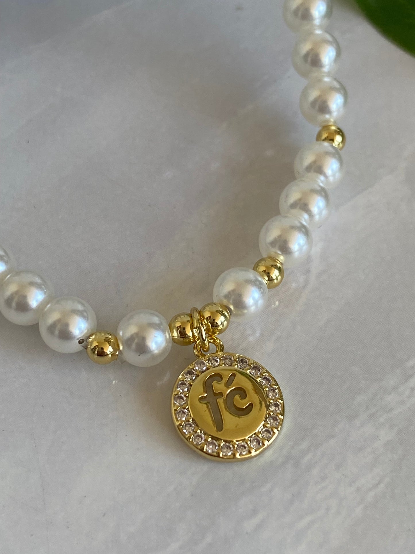 Pulsera Fe y Perlas swarosvki