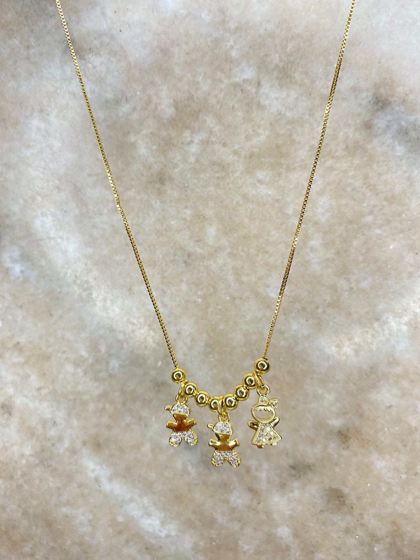 Collar Hijos baño oro microcircones 1 a 3 dijes