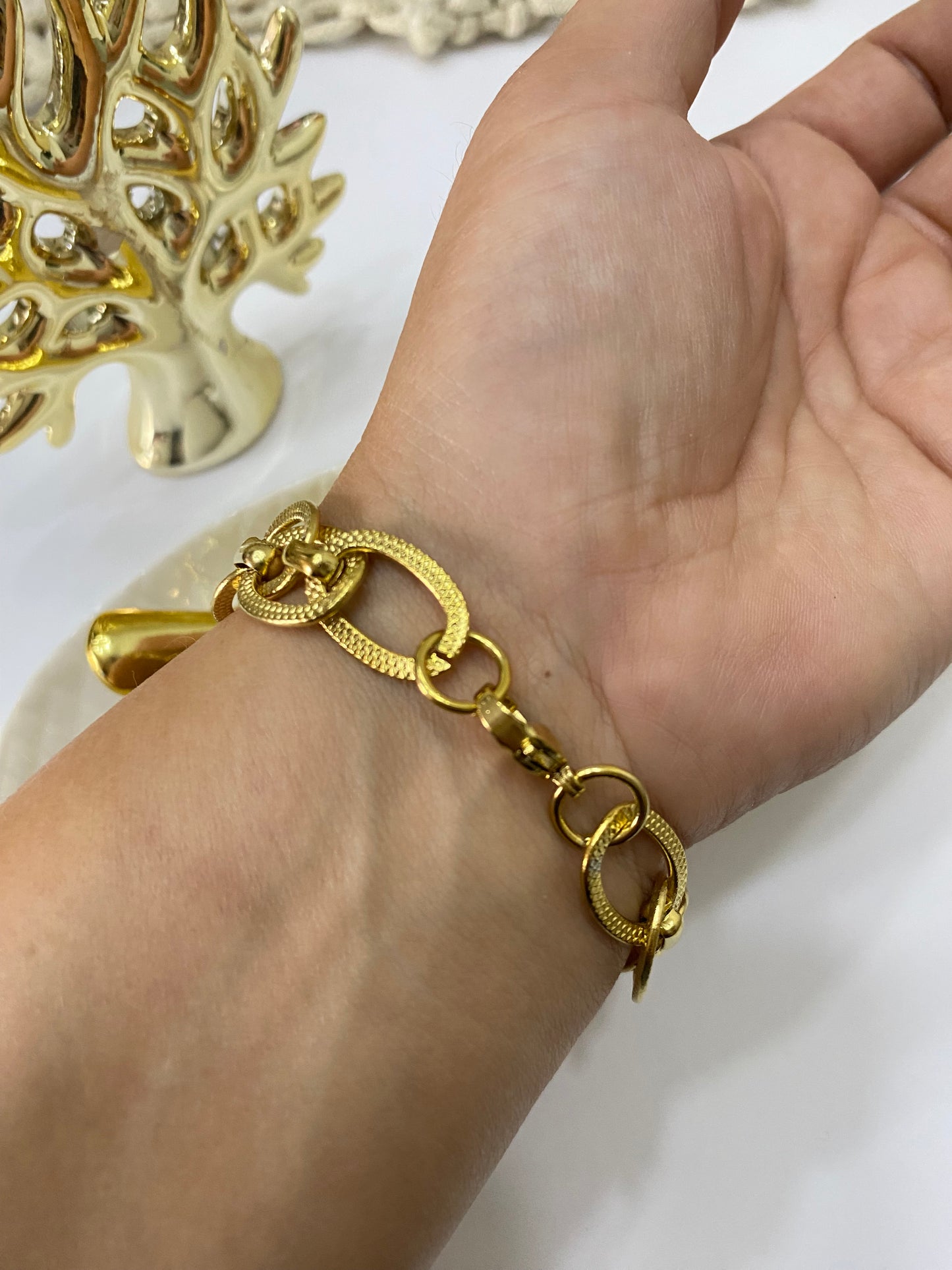 Pulsera eslabones de amor dorada acero