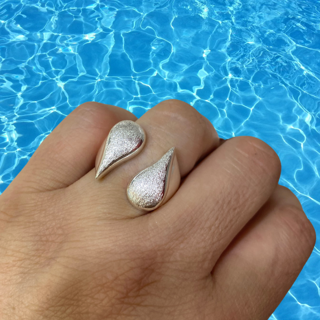 Anillo Ajustable De Plata Doble Gota