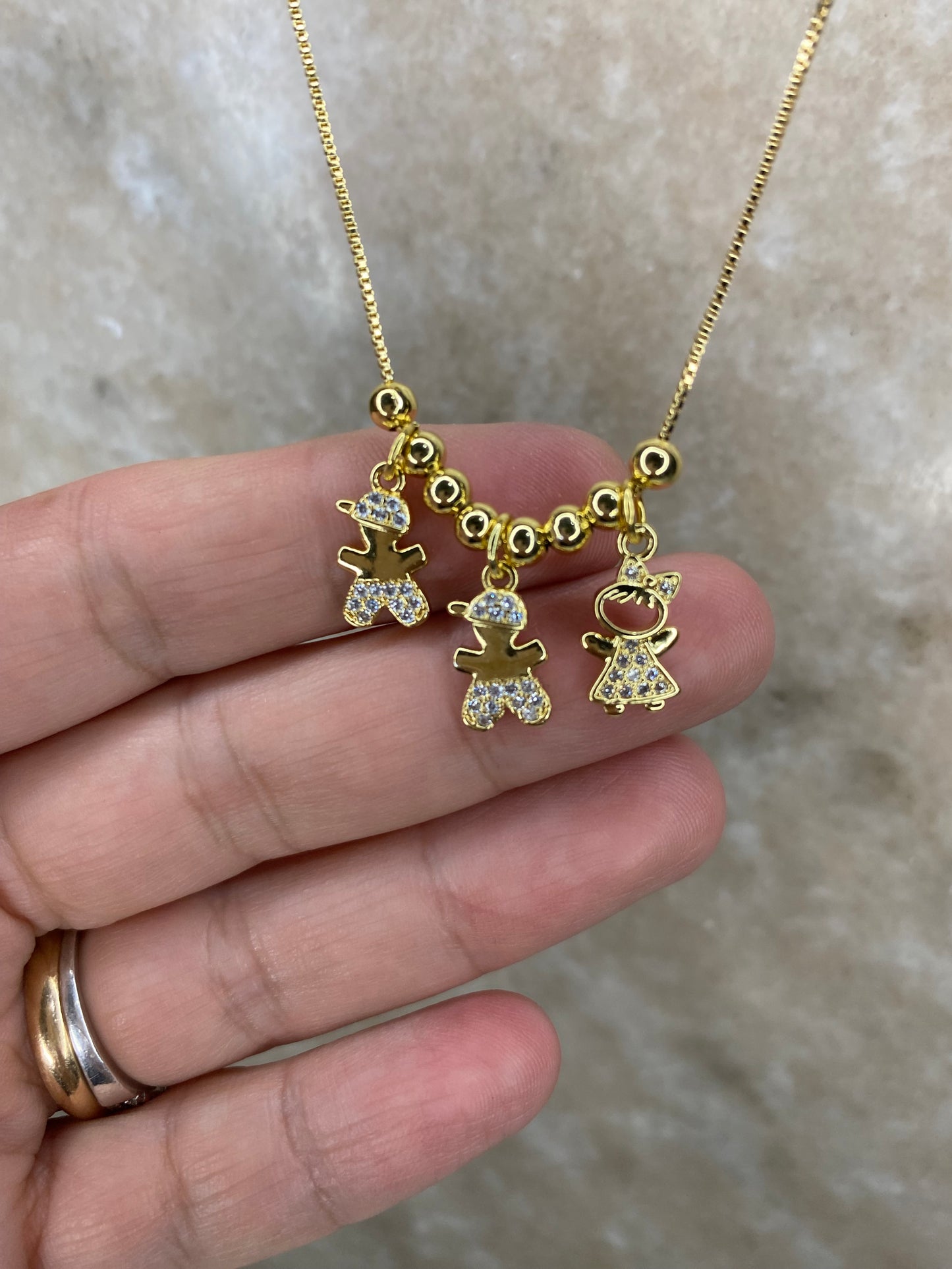 Collar Hijos baño oro microcircones 1 a 3 dijes