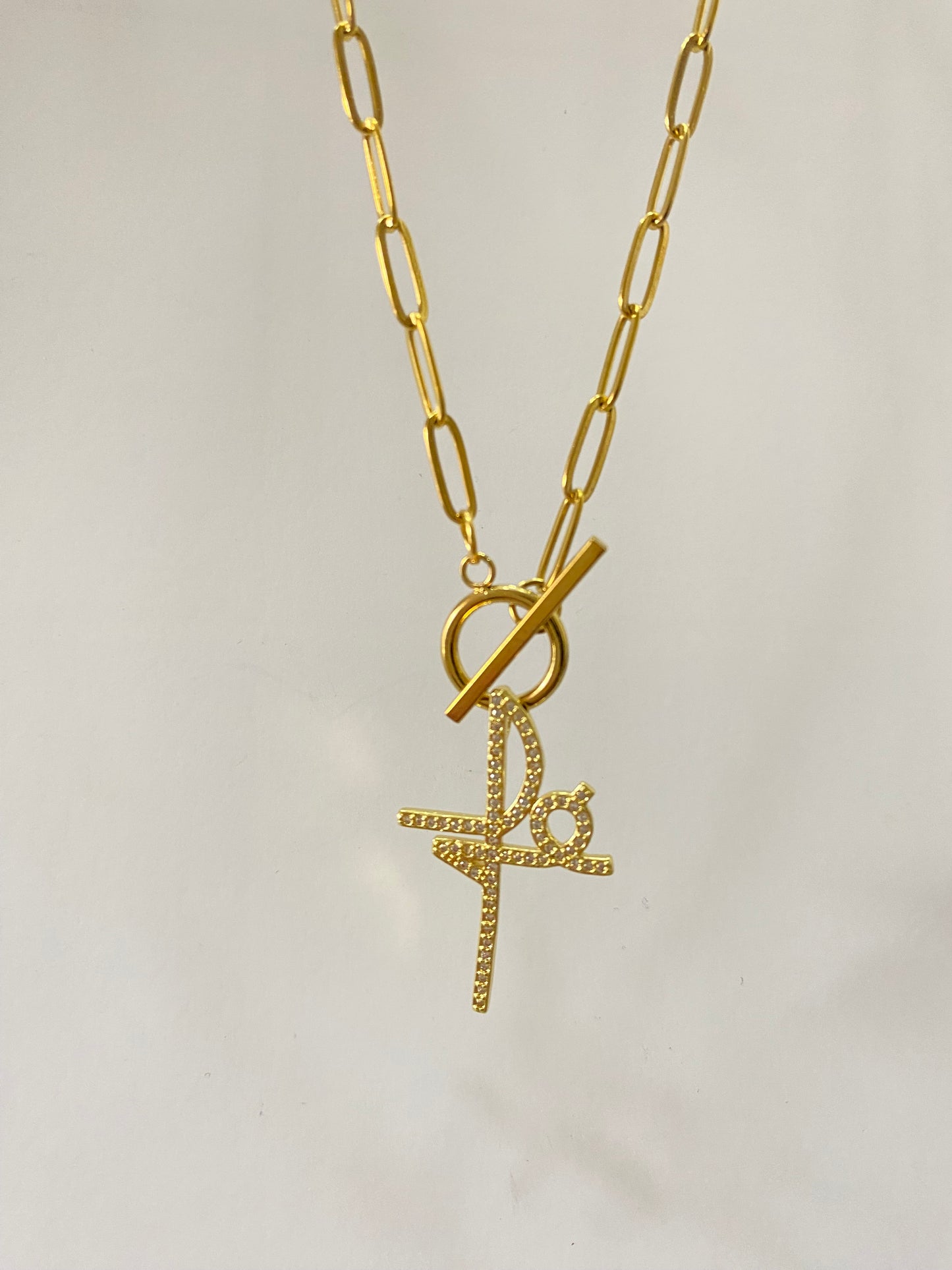 Collar eslabones de Fe •Cadena acero con timón 50 cms