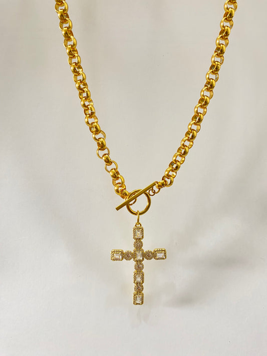 Collar cruz baño oro circonia y Cadena de acero 50 cms