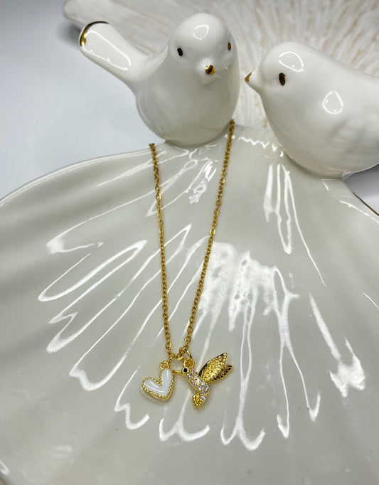 Collar mini Colibrí corazón blanco  y Cadena de acero 45 + 5 cms