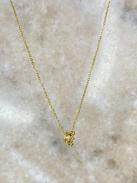 Collar corona dorada