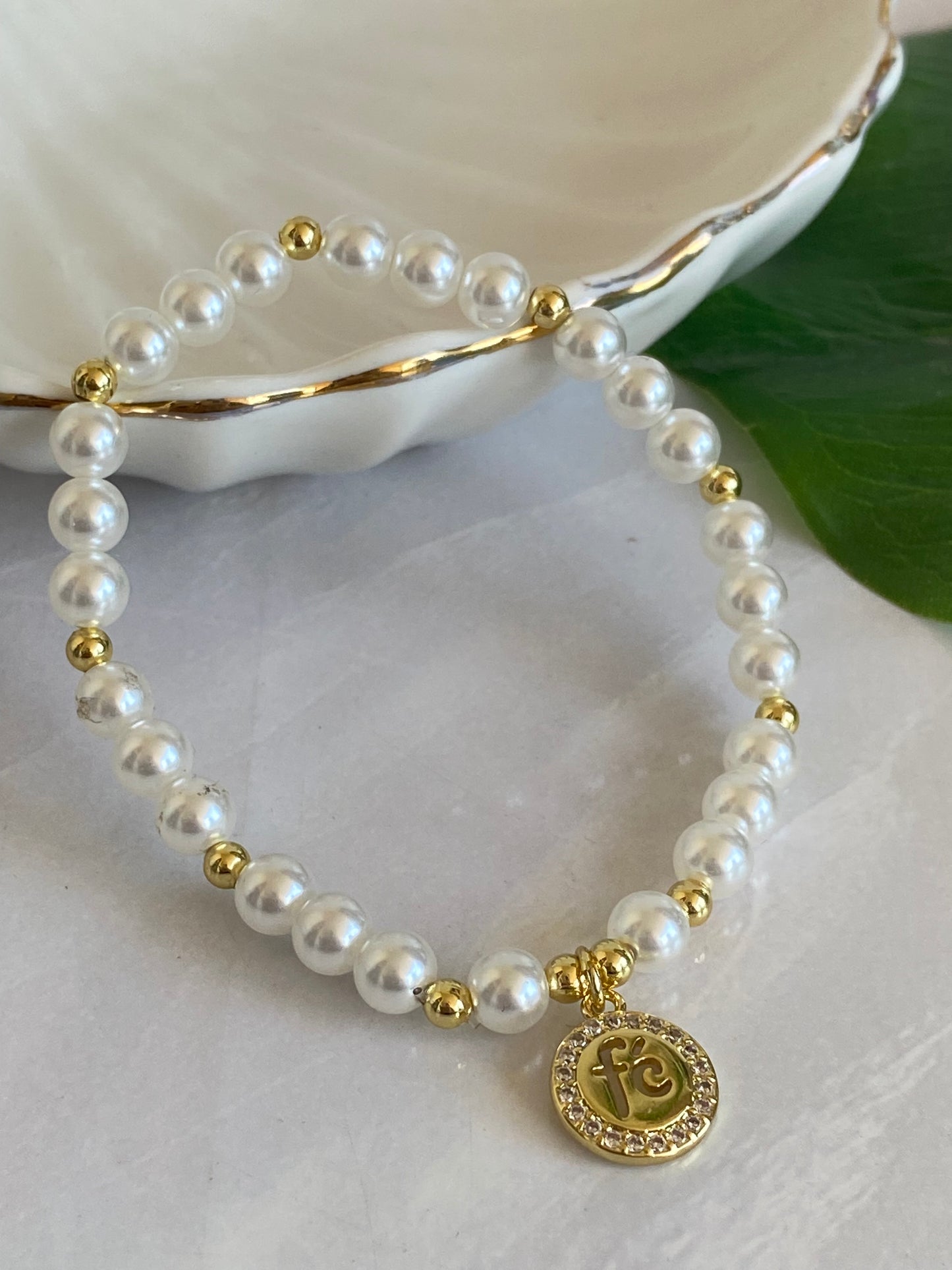 Pulsera Fe  y Perlas swarosvki