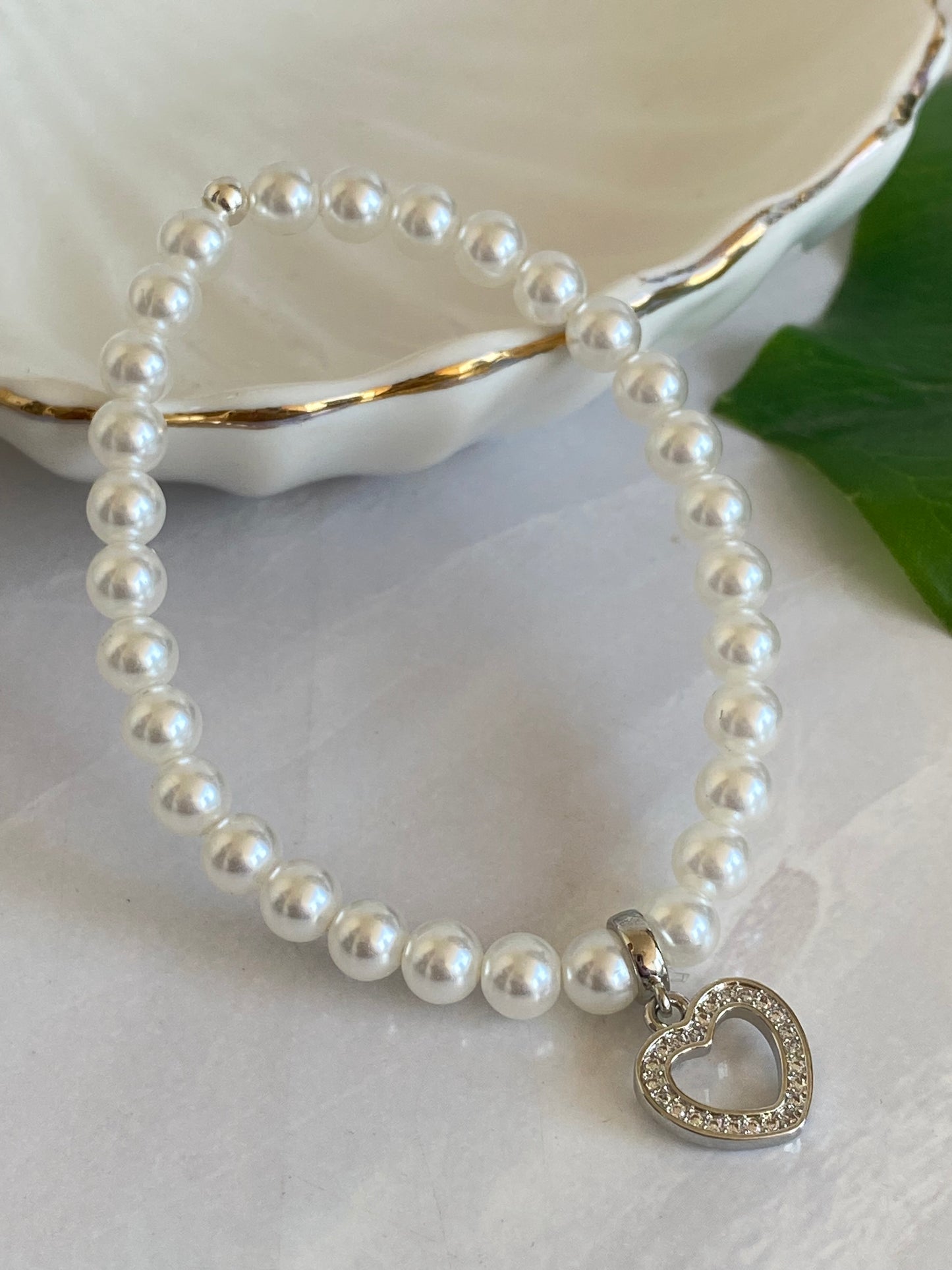Pulsera Amada Corazón  Rodio microcircones y Perlas swarosvki