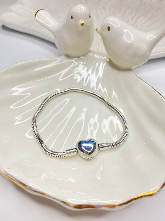 Pulsera Ataviada de amor plateada