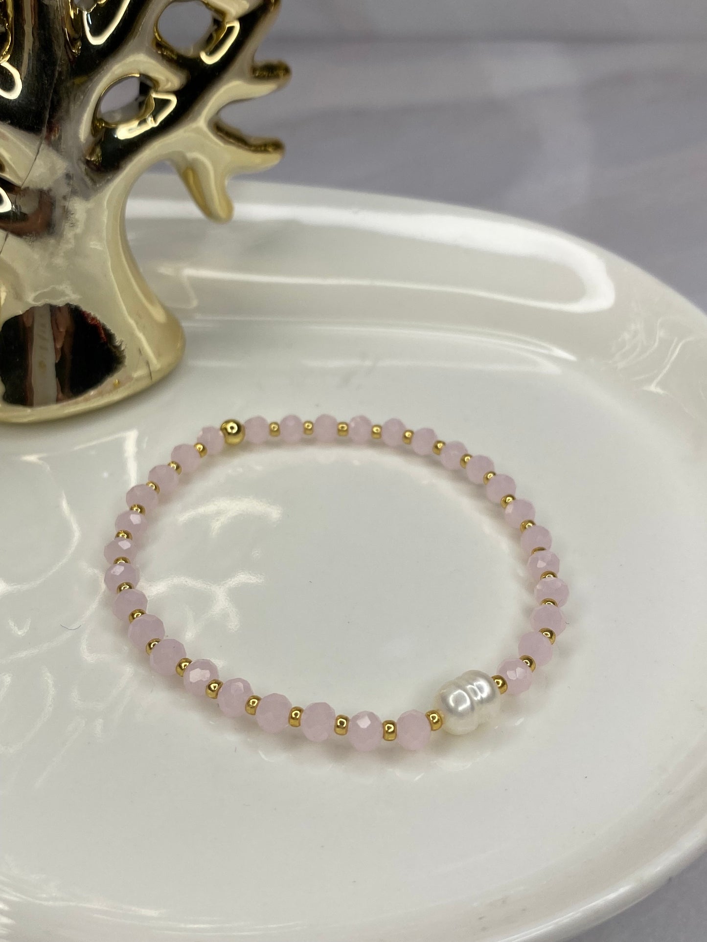 Pulsera Perla de río  y cristal rosa