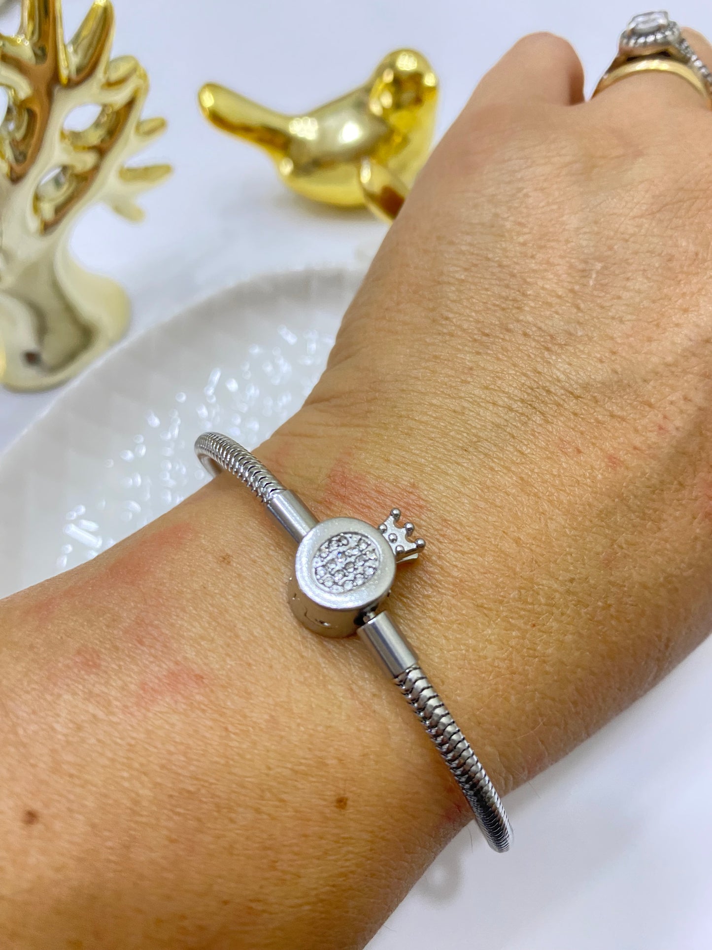 Pulsera escogida en acero plateado tipo Pandora