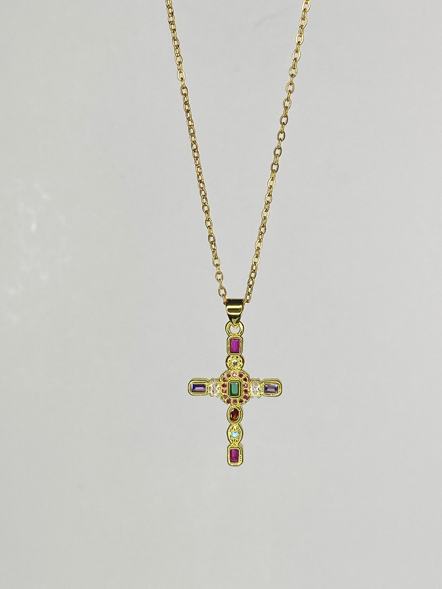 Collar Cruz con circones colores   y Cadena acero