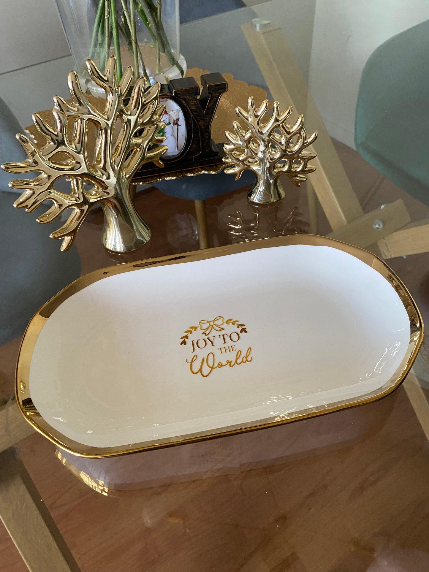 Set de plato y tazas “Joy to the World” • cerámica y dorado