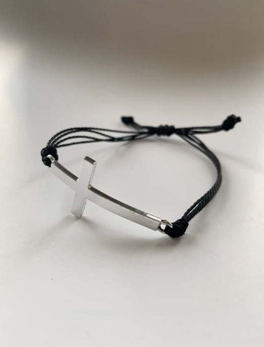 Pulsera Cruz metálica •  ajustable