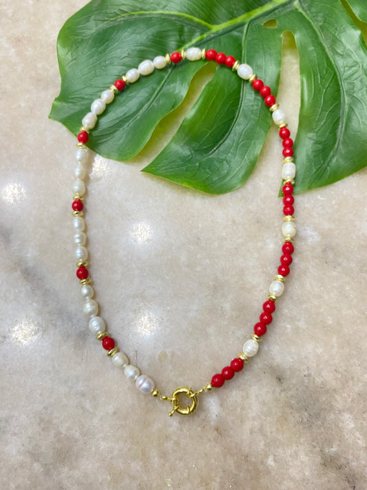 Collar Perlas De Río y piedras agata roja