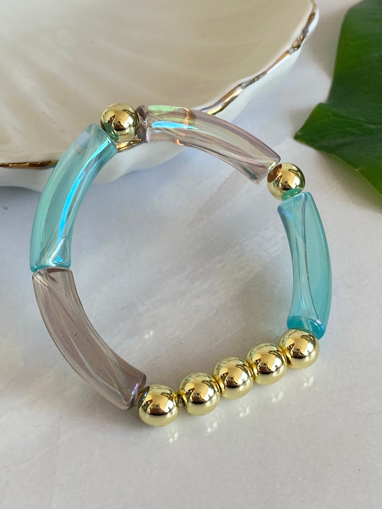 Pulsera balines y acrílicos turquesa y gris
