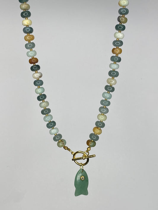 Collar ictus verde piedras naturales 50 cms