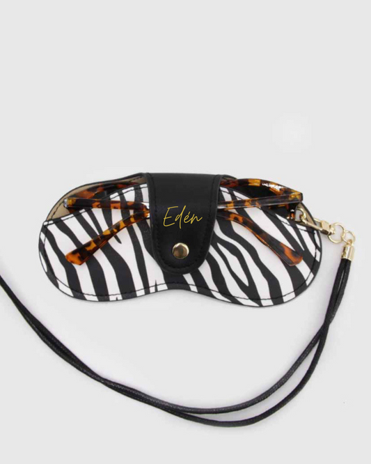 Porta Lentes con correa • Cebra