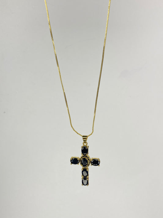 Collar Cruz con circonia negro  y Cadena baño oro con broche 45 cms
