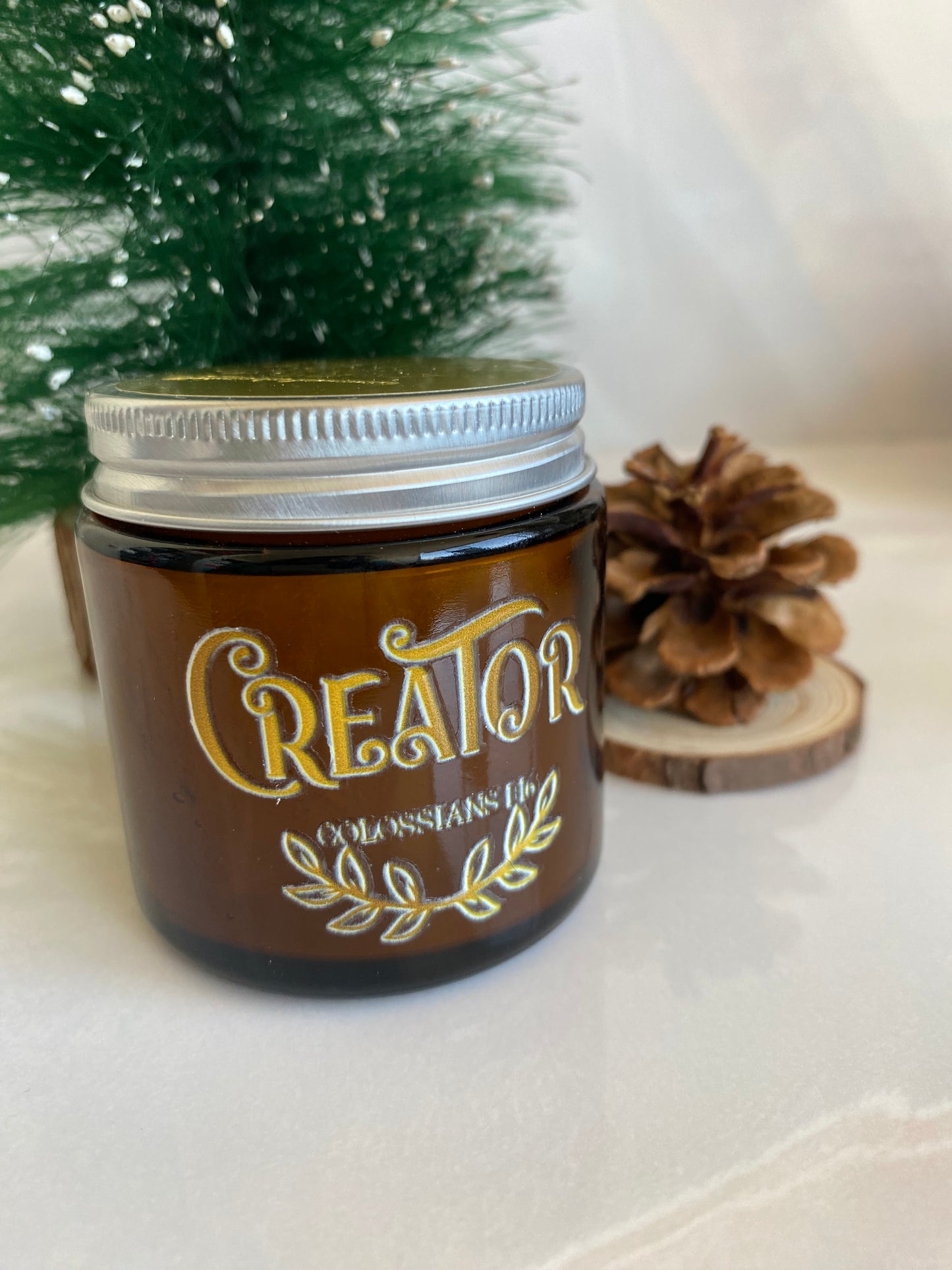 Vela Creator con tapa de metálica aroma verbena